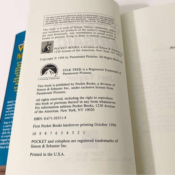 Vtg 1996 Star Trek Voyager Mosaic Book Jeri Taylor - Picture 13 of 16